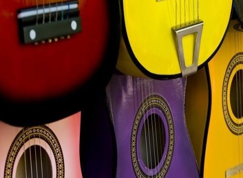 Live Entertainment at the Taphouse West Bar & Grille