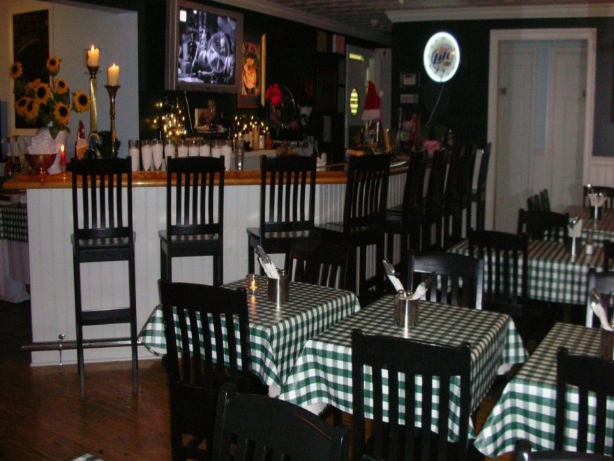 Lizzie's Cafe & Bistro 142nd St.